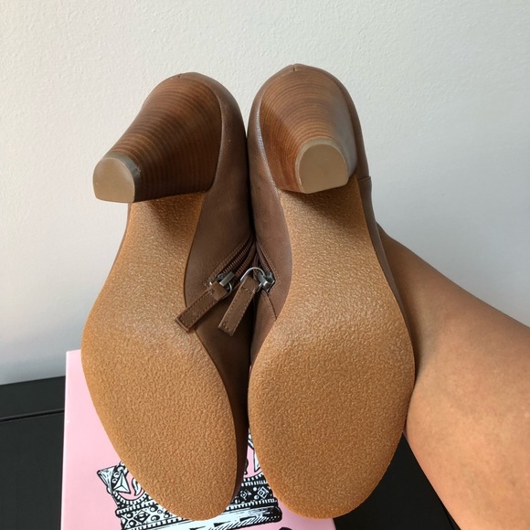 CROWN VINTAGE Brown Leather Booties - NEW Size 10 - Picture 6 of 6